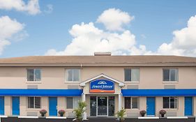 Howard Johnson By Wyndham Springfield
